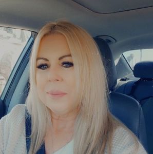 Meet your Posher, Michele